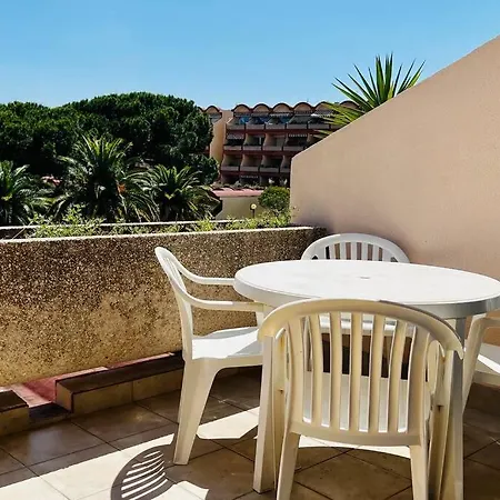 Avec Piscine Et Terrain De Tennis Appartement